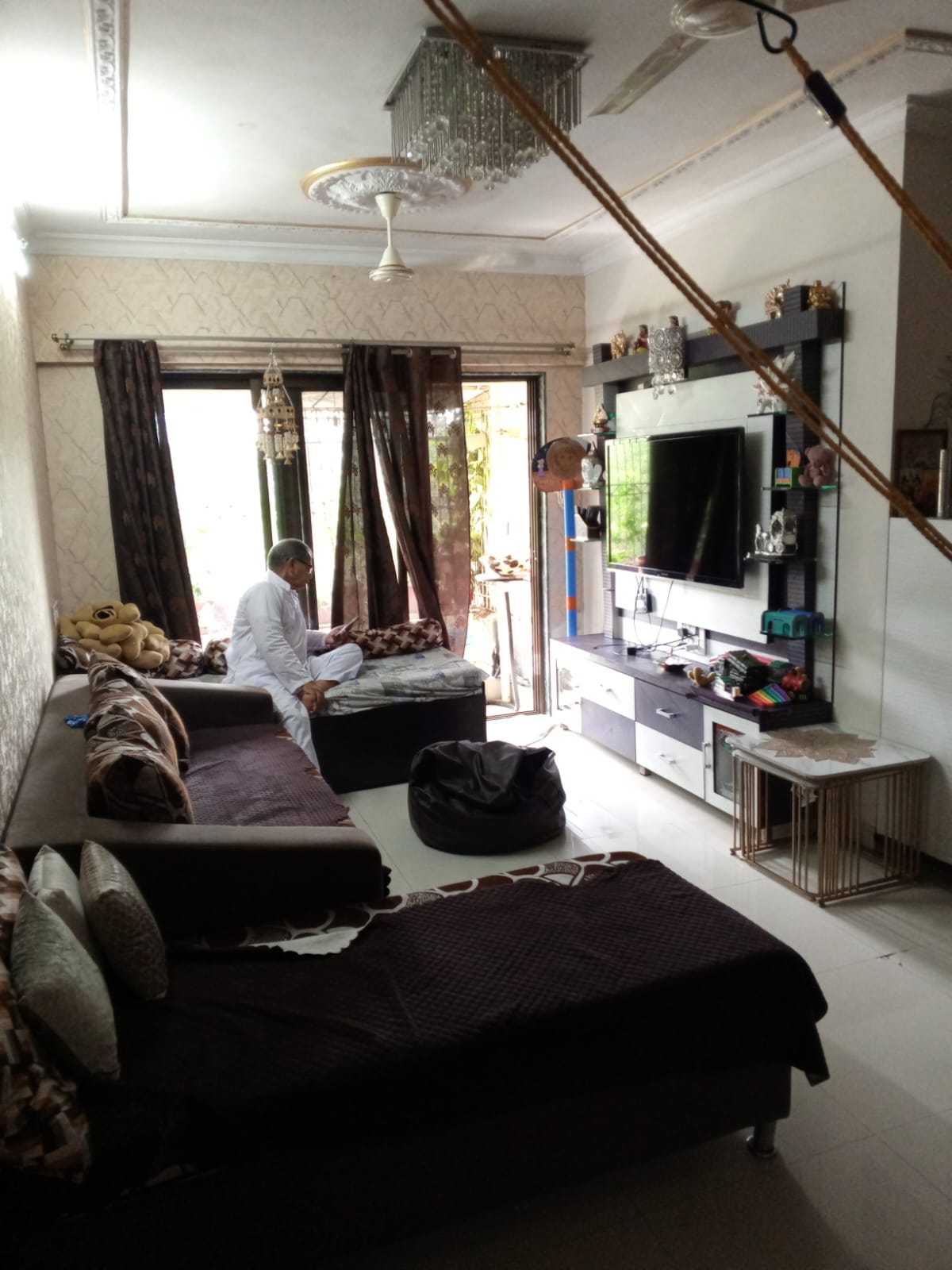 2 BHK + Extra Room Apartment For Rent in Hubtown Akruti Orchid Park