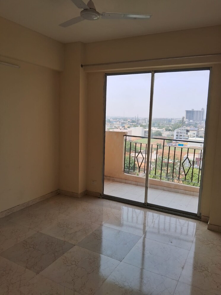 Room, mrg-the-balcony 2 Bedroom 645 Sq.Ft. Apartment In Sector 93 Gurgaon 8673969