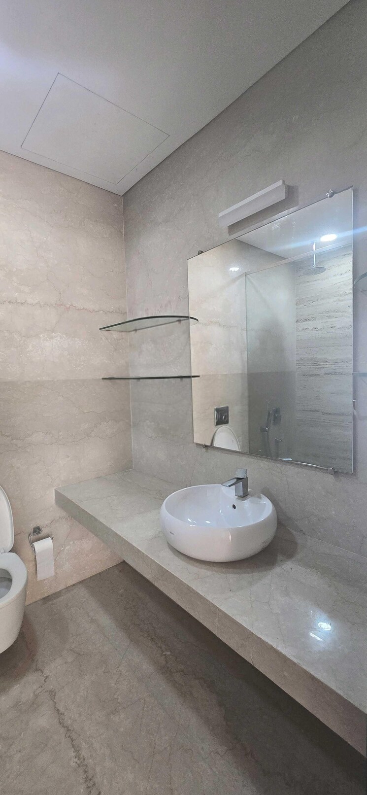 Bathroom, omkar-1973 4 Bedroom 2700 Sq.Ft. Apartment In Worli Mumbai 8673981