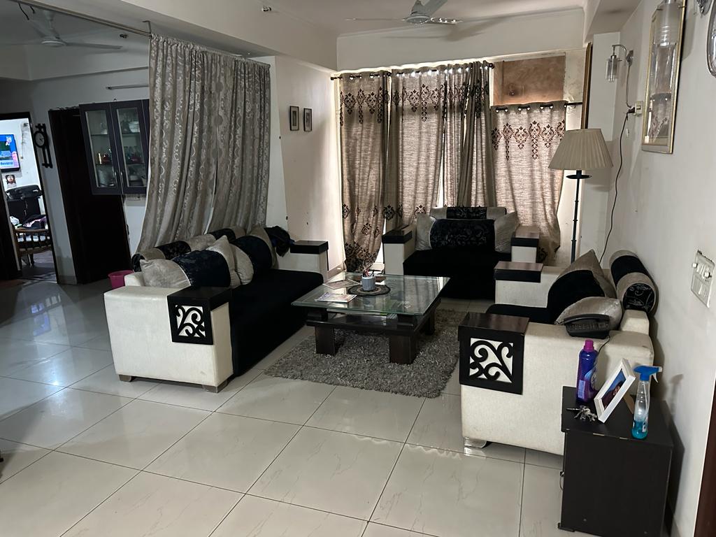 2 BHK + Study Room Apartment For Rent in Panchsheel Wellington