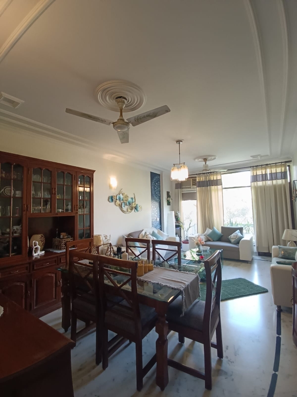 4 BHK + Pooja Room,Servant Room Builder Floor For Rent in Greater Kailash 1 W Block