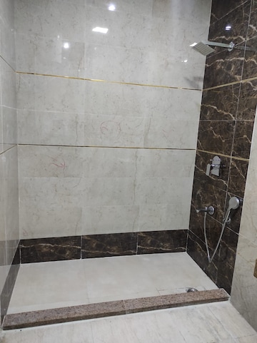 Bathroom in 1 BHK Independent House at Sushant Lok 3, Sector 57 – for Rent