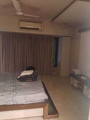 Living Room in 4 BHK Apartment at Lok Upvan Apartment Phase 2, Vasant Vihar – for Sale