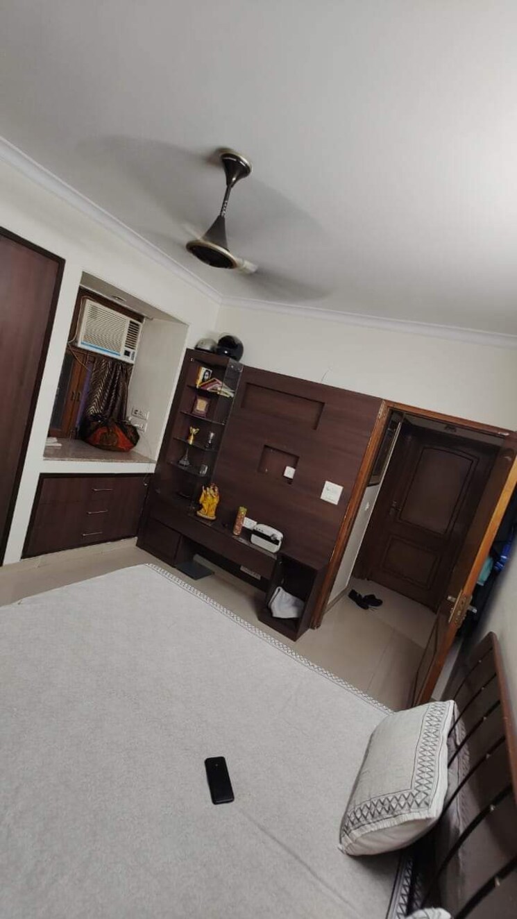 undefined, sector 55 2.5 Bedroom 1210 Sq.Ft. Independent House In Sector 55 Noida 8674071