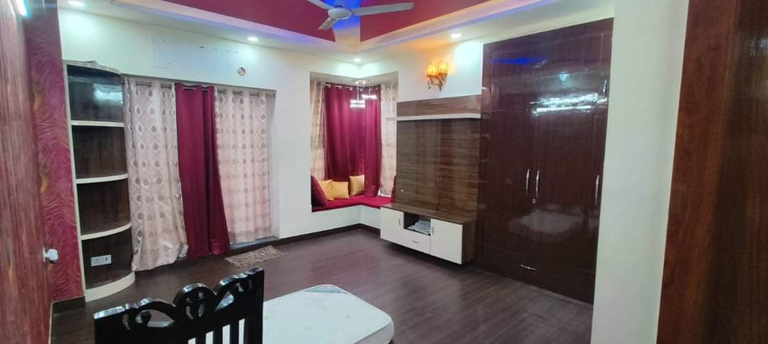 2.5 BHK + Pooja Room,Servant Room,Study Room,Extra Room Independent House For Rent in Sector 56