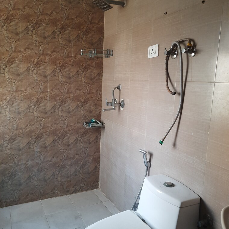 Bathroom, ushay-towers 4 Bedroom 2395 Sq.Ft. Apartment In New Tara Nagar Sonipat 8674148