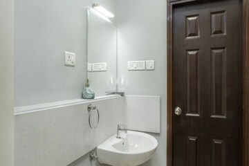 Bathroom in 2 BHK Apartment at Navins Starwood Towers, Medavakkam – for Sale