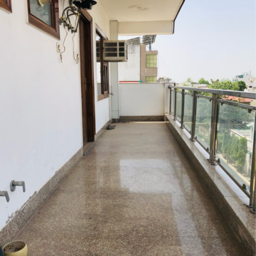 Balcony in 2.5 BHK Builder Floor at Sector 21 – for Rent