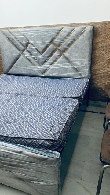 Bedroom in 1.5 BHK Builder Floor at Ashok Nagar – for Rent