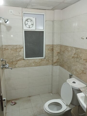 Bathroom in 3 BHK Apartment at Gaur City 7th Avenue, Sector 4 Greater Noida – for Rent