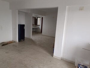 Room in 3 BHK Apartment at Navrangpura – for Sale