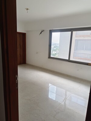 Room in 3 BHK Apartment at Navrangpura – for Sale