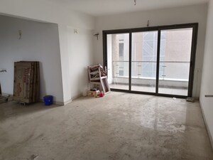 Room in 3 BHK Apartment at Navrangpura – for Sale