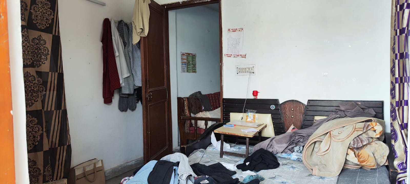 1.5 BHK Apartment For Rent in RWA Qutab Enclave