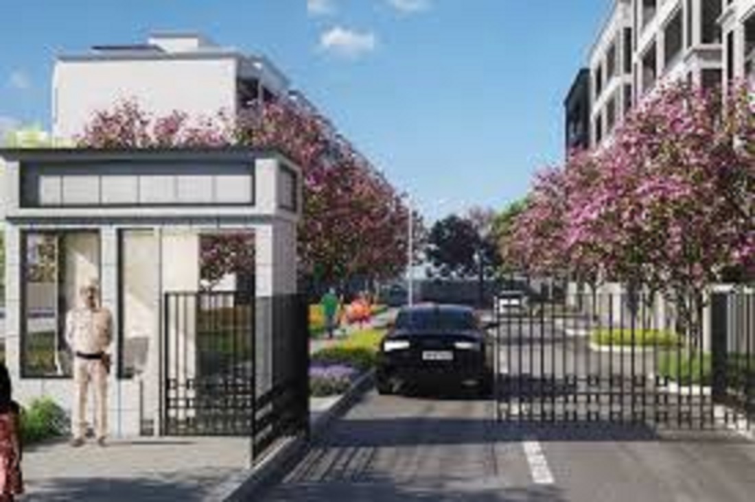 Plot For Sale in DLF City Phase V