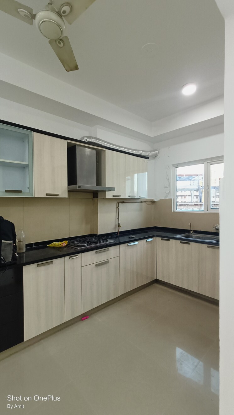 Kitchen, omaxe-twin-towers 3 Bedroom 2150 Sq.Ft. Apartment In Sector 50 Noida 8674331
