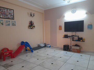 Bedroom in 2 BHK Builder Floor at MVL IPark, Sector 15 – for Rent