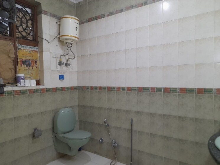 Bathroom, mvl-ipark 2 Bedroom 1150 Sq.Ft. Builder Floor In Sector 15 Gurgaon 8674362