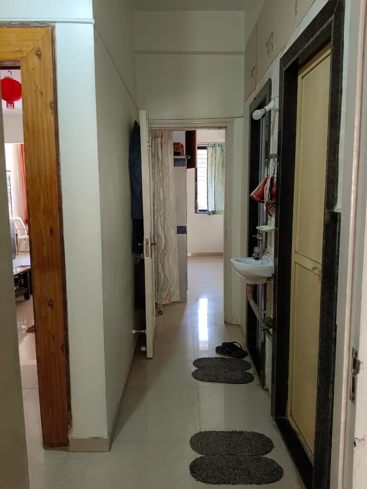 undefined, santacruz west 3 Bedroom 1000 Sq.Ft. Apartment In Santacruz West Mumbai 8674367