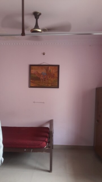 Room in 1 RK Independent House at Rt Nagar – for Rent