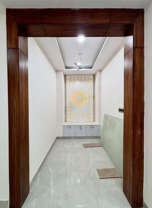 Building Lobby in 4 BHK Builder Floor at Sector 28 – for Sale