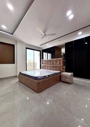 Living Room in 4 BHK Builder Floor at Sector 28 – for Sale