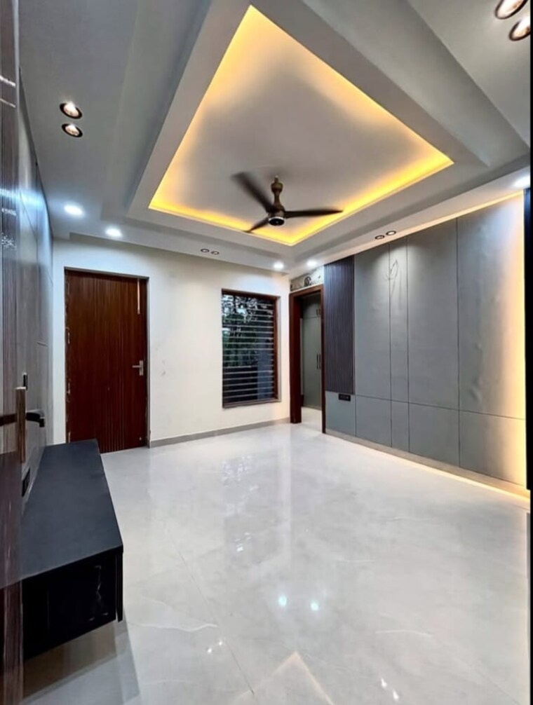 Room, sector 29 3 Bedroom 1350 Sq.Ft. Builder Floor In Sector 29 Faridabad 8674486