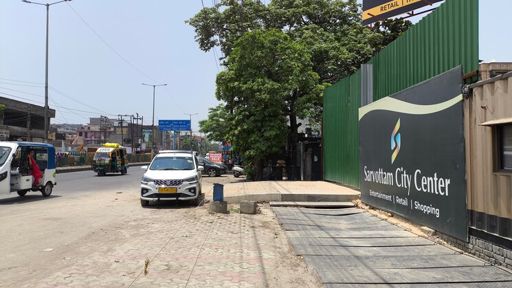 Exterior View, sarvottam-city-center Commercial Shop 300 Sq.Ft. In Nehru Nagar Iii Ghaziabad 8674493