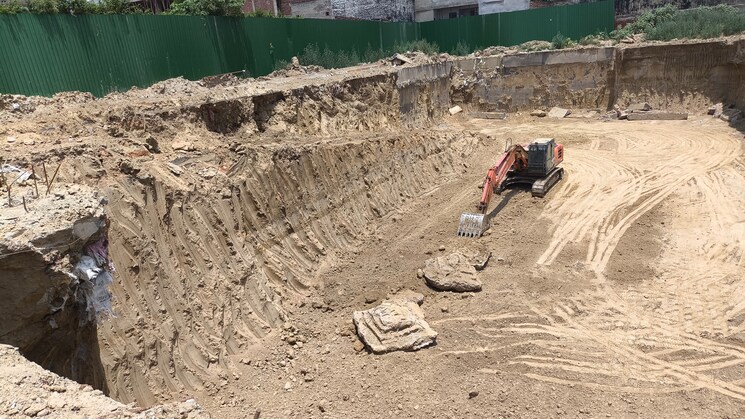 Floor Plan, sarvottam-city-center Commercial Shop 300 Sq.Ft. In Nehru Nagar Iii Ghaziabad 8674493