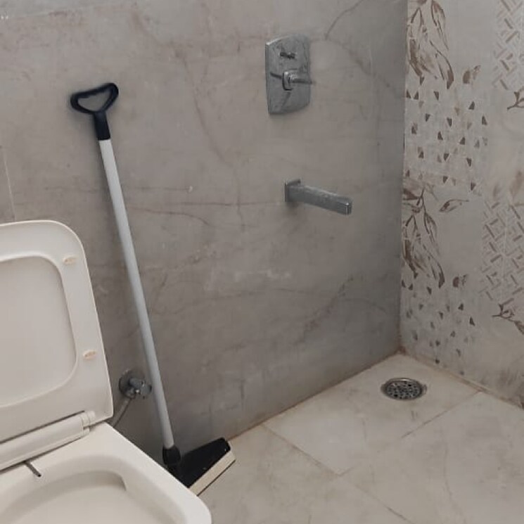 Bathroom, dlf-hyde-park 2 Bedroom 350 Sq.Yd. Independent House In Mullanpur Chandigarh 8674579