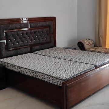 Room in 2 BHK Independent House at DLF Hyde Park, Mullanpur – for Rent