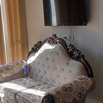 Furnished Amenities in 2 BHK Independent House at DLF Hyde Park, Mullanpur – for Rent