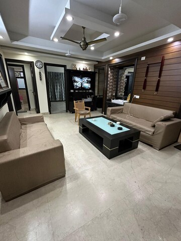 Living Room in 4 BHK Independent House at Sector 47 – for Rent