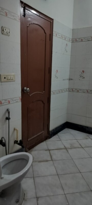 Bathroom in 2 BHK Independent House at RWA Apartments Sector 41, Sector 41 – for Rent