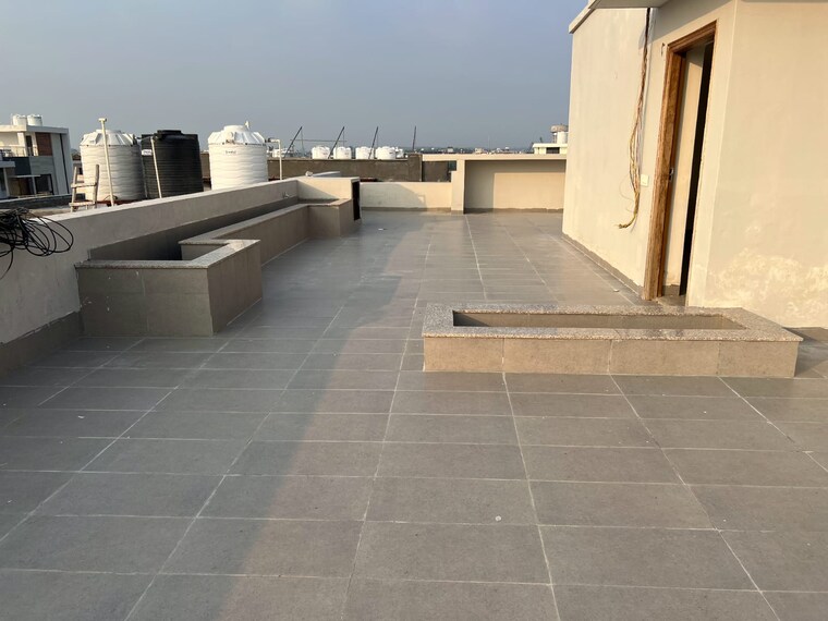 Terrace, aerocity 6+ Bedroom 5000 Sq.Ft. Independent House In Aerocity Mohali 8674557