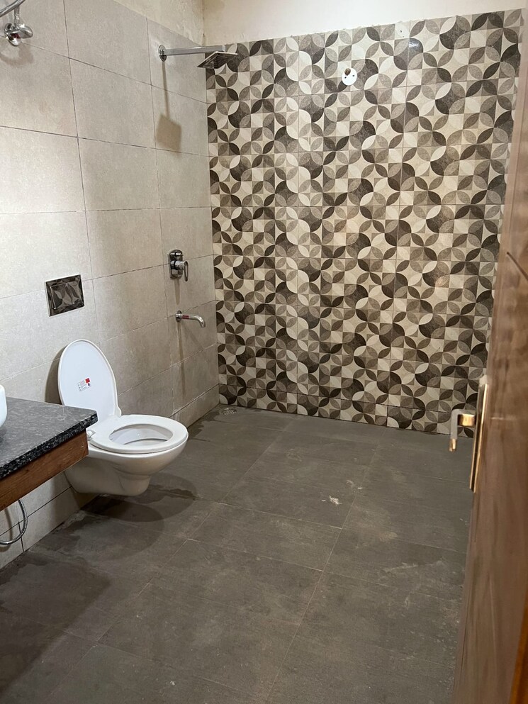 Bathroom, aerocity 6+ Bedroom 5000 Sq.Ft. Independent House In Aerocity Mohali 8674557