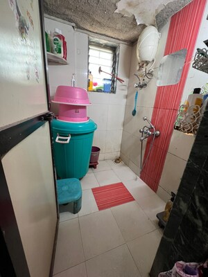 Bathroom in 1 BHK Apartment at Kalpataru Garden, Nalasopara West – for Sale