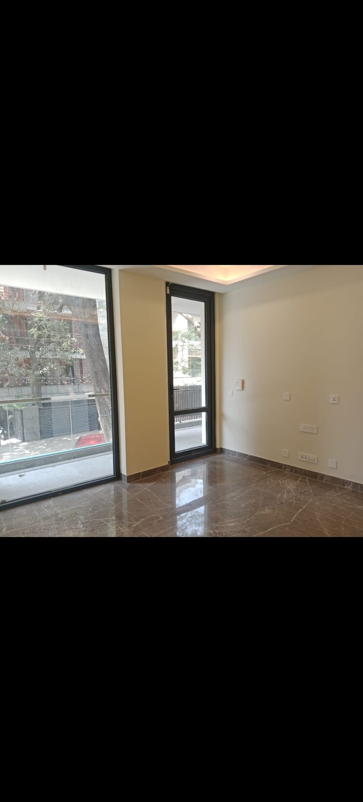 Room, sarvodaya enclave 3 Bedroom 200 Sq.Yd. Builder Floor In Sarvodaya Enclave Delhi 8674562