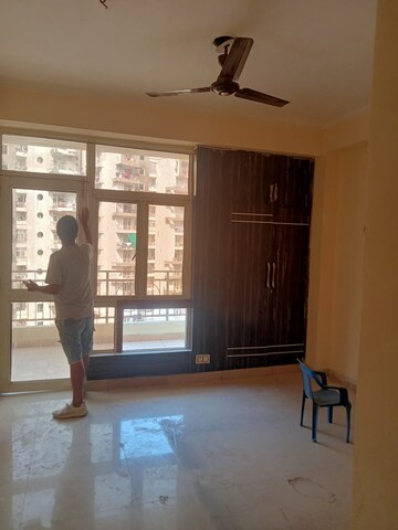 3 BHK Apartment For Rent in Supertech Ecovillage I, Sector 1 Greater Noida