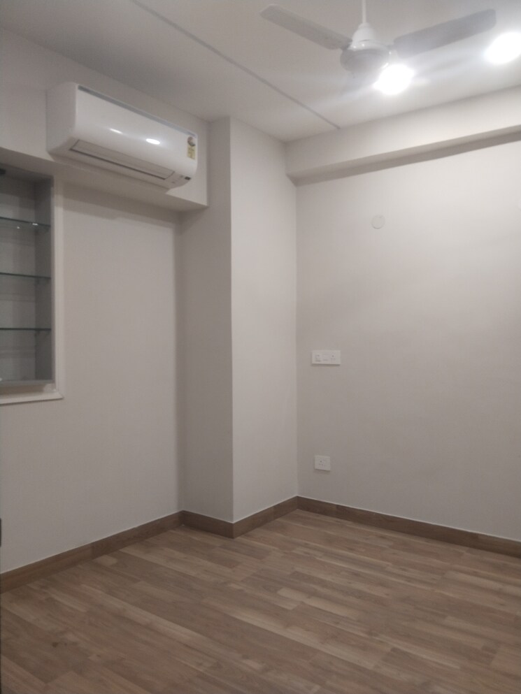 Room, sarvodaya enclave 3 Bedroom 200 Sq.Ft. Builder Floor In Sarvodaya Enclave Delhi 8674589