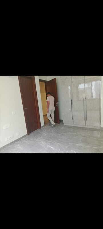 Bedroom in 3 BHK Builder Floor at South Extension ii – for Rent