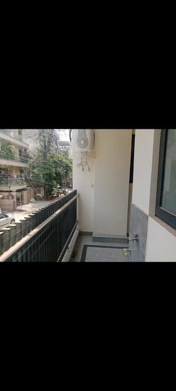 Balcony in 3 BHK Builder Floor at South Extension ii – for Rent