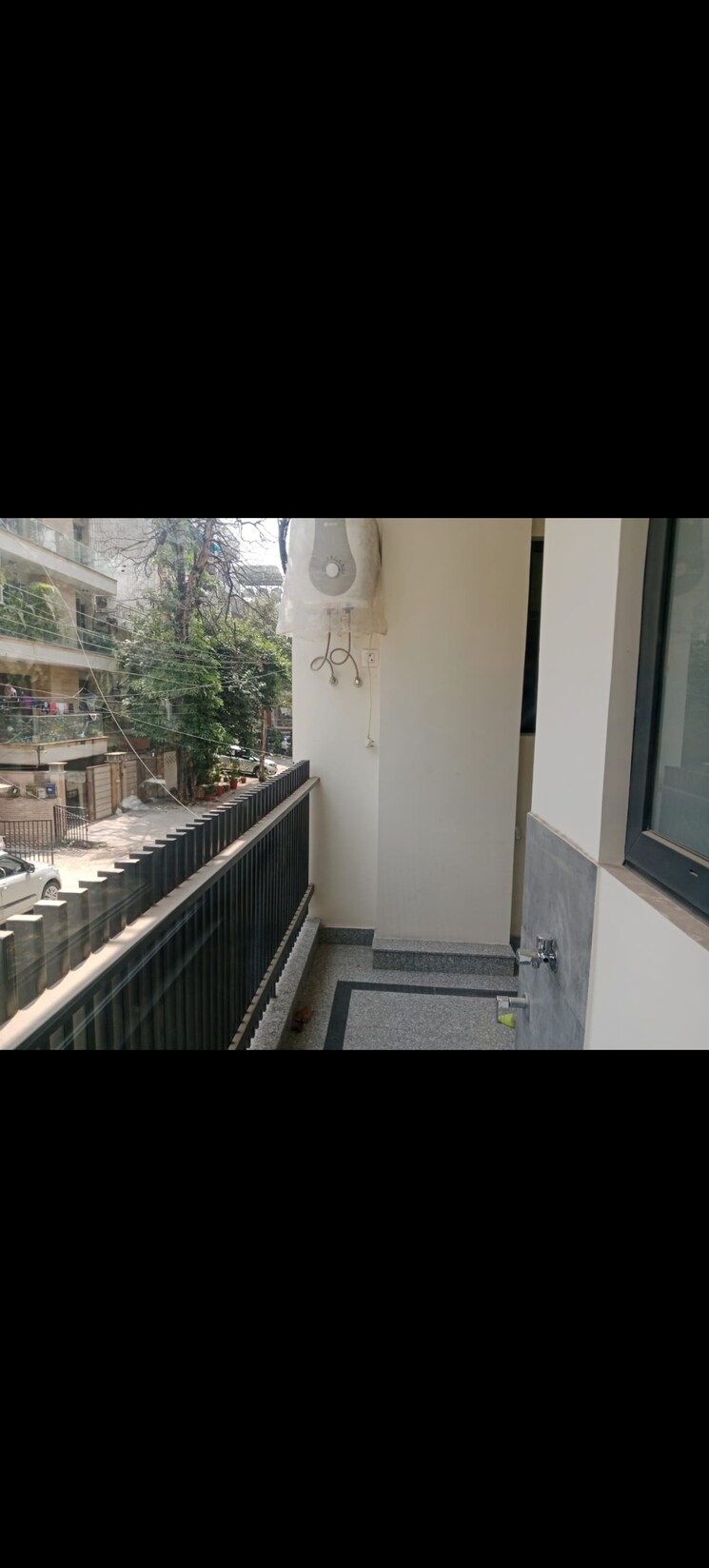 Balcony, south extension ii 3 Bedroom 200 Sq.Ft. Builder Floor In South Extension ii Delhi 8674599