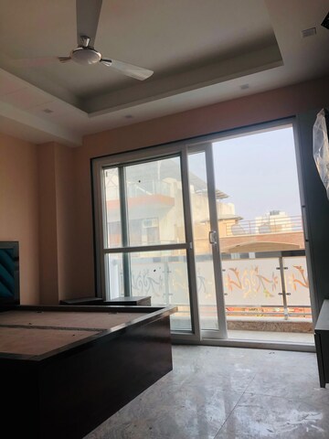 Room in 2 BHK Builder Floor at Sector 45 – for Rent
