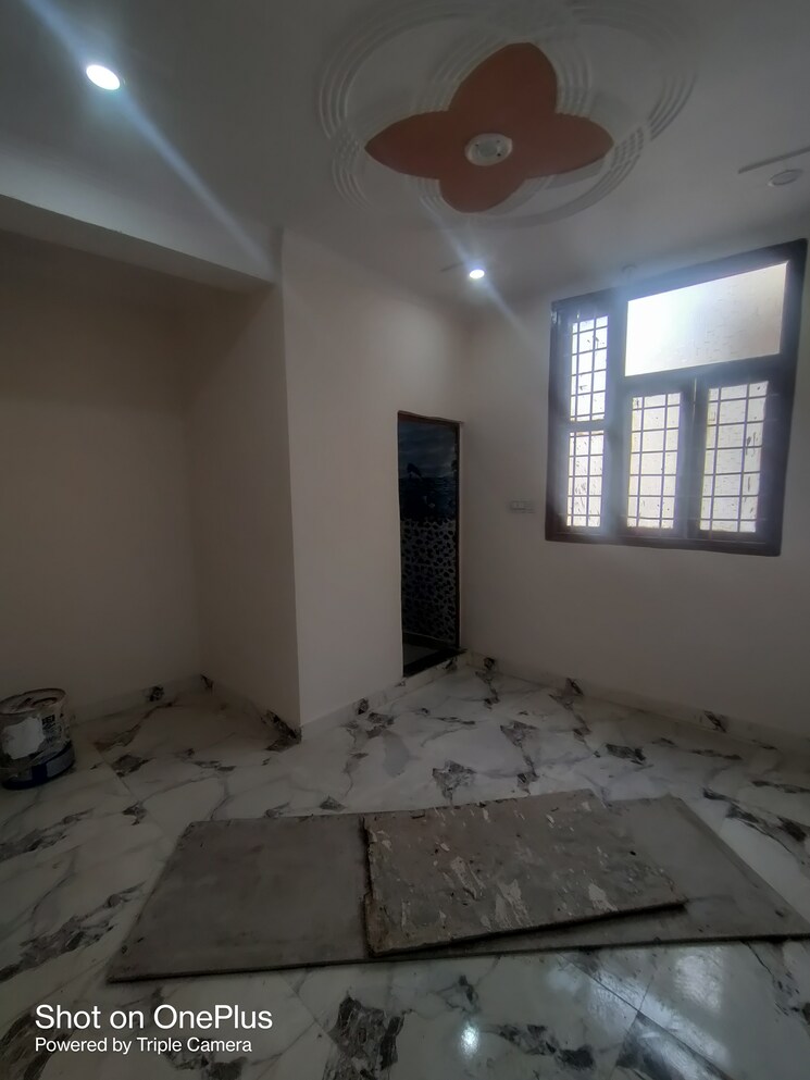 Master Bedroom, dwarka mor 2 Bedroom 60 Sq.Yd. Builder Floor In Dwarka Mor Delhi 8674666