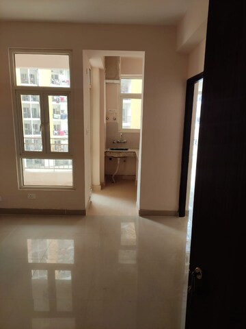 Room in 1 BHK Apartment at Supertech Ecovillage I, Sector 1 Greater Noida – for Rent