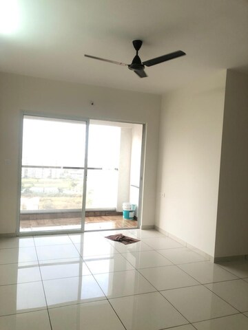 Room in 2 BHK Apartment at Peninsula Address One, Gahunje – for Rent