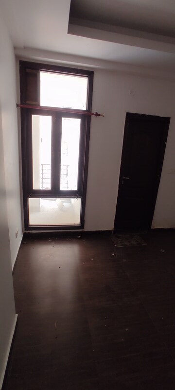 Room in 2 BHK Apartment at Amna Rolex Estate, Faizabad Road – for Rent