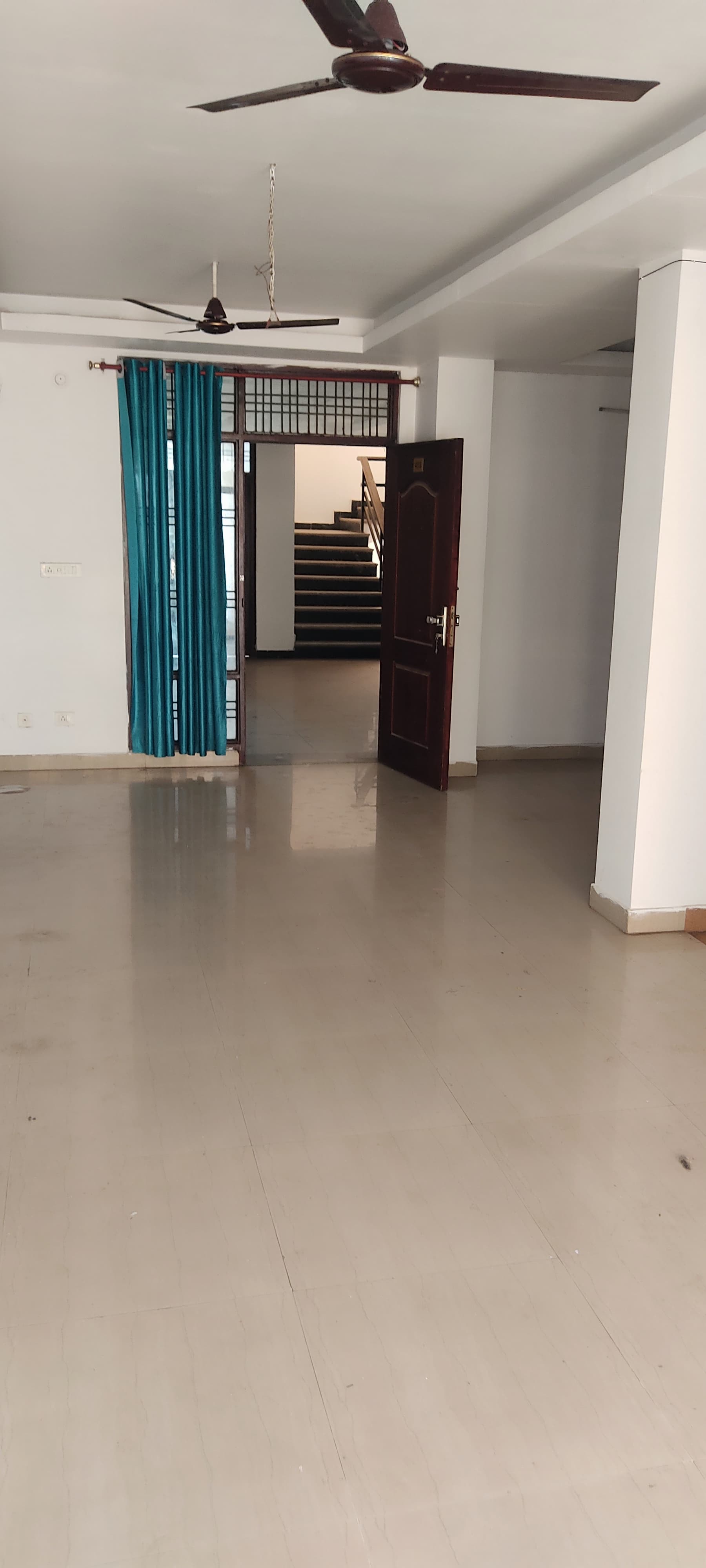 2 BHK Apartment For Rent in Amna Rolex Estate