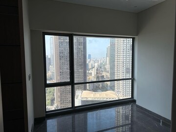 Room in 4 BHK Apartment at Lodha The World Towers World One Tier 2, Worli – for Rent